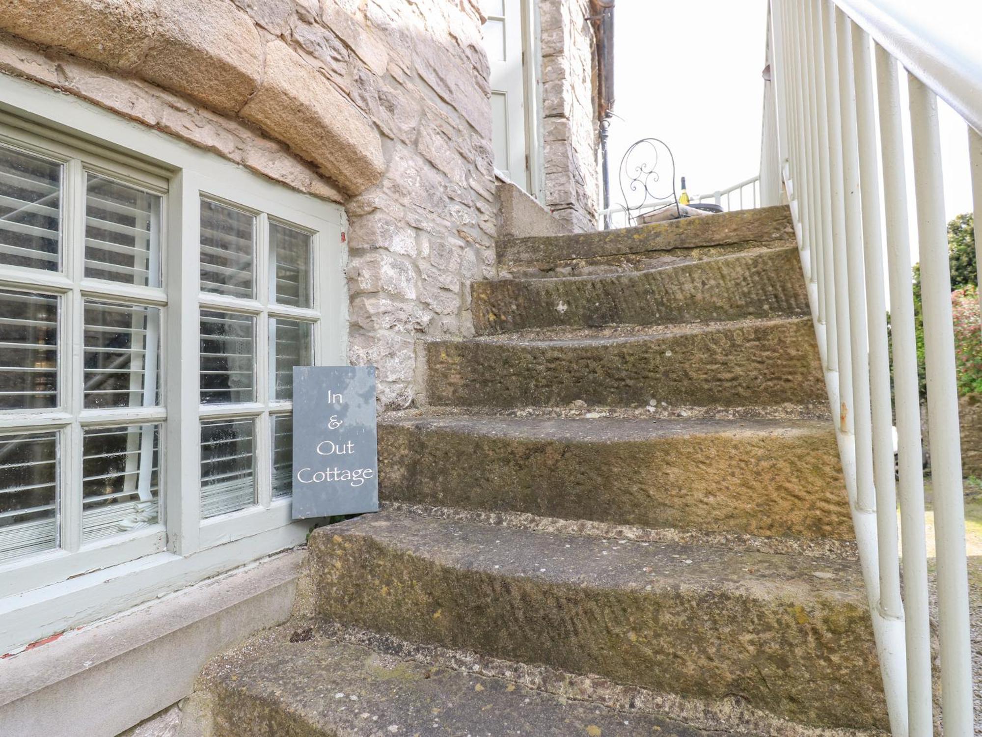 In & Out Cottage Middleham Exterior photo